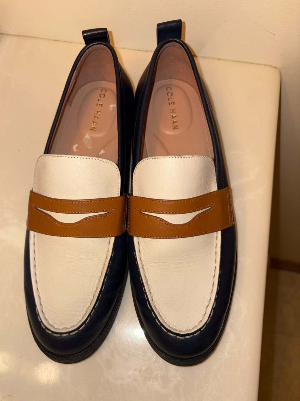 Cole Haan Women’s Tri-Tone Leather Penny Loafers 7.5 - Picture 3 of 11
